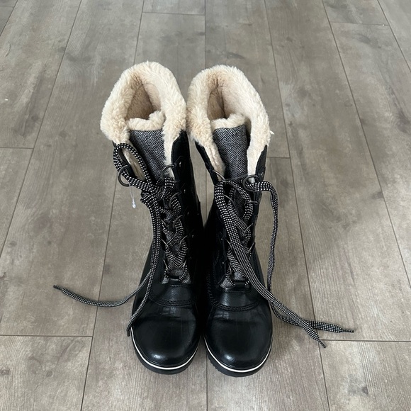 JBU Women's Siberia Waterproof Lace-Up Quilted Cold-Weather Boots Size 8M - Picture 6 of 16